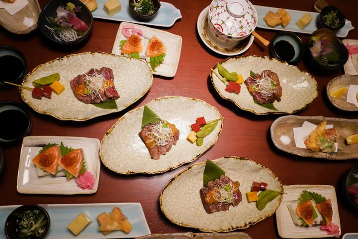 Kyoto night food tour in Gion and Pontocho